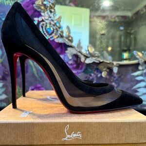 Stunning Christian Louboutin Galativi 100